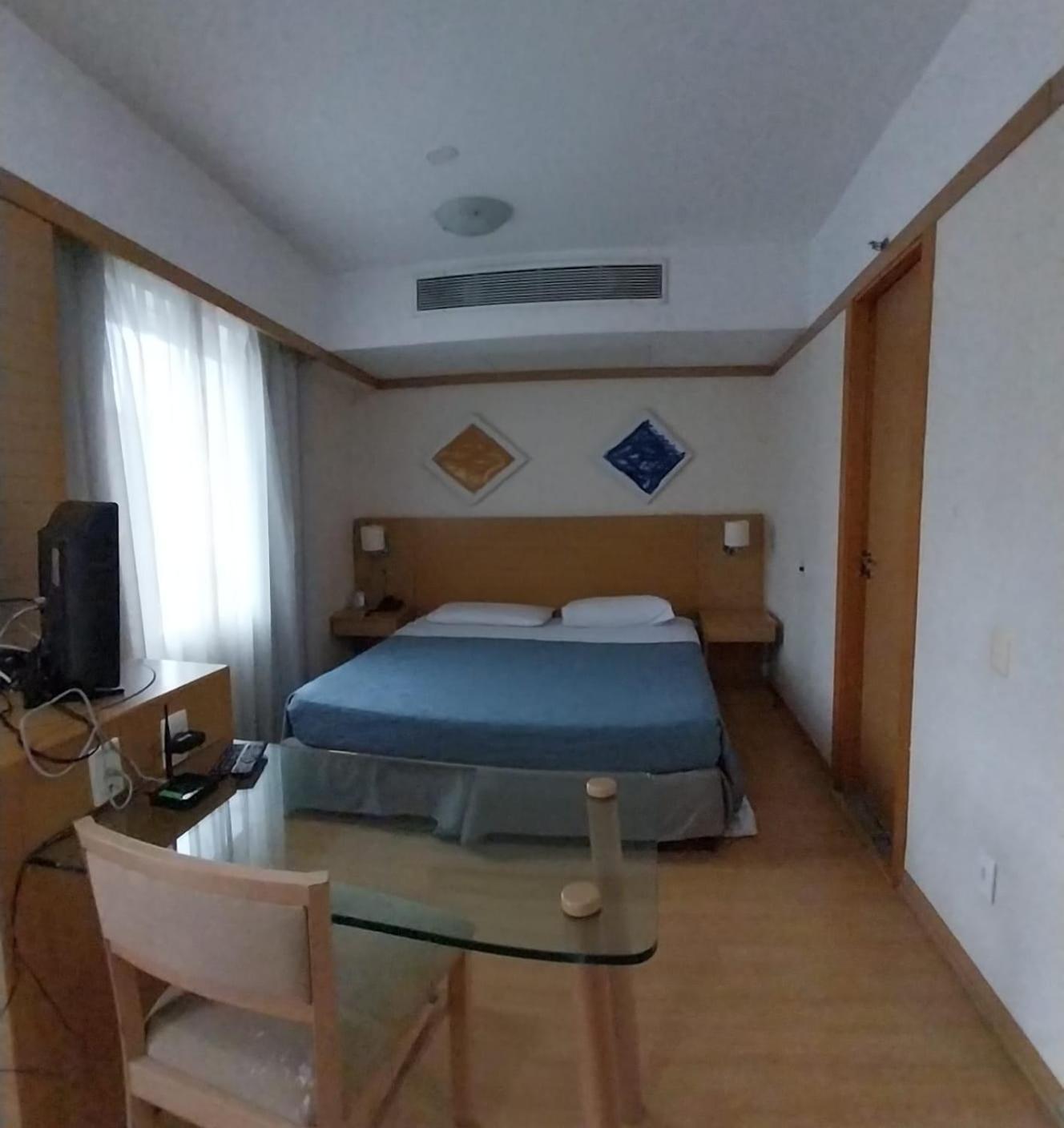 Charmoso Flat Na Rua Bela Cintra Apartamento