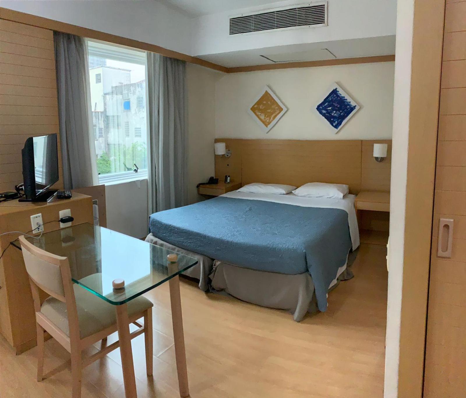 Charmoso Flat Na Rua Bela Cintra Apartamento *